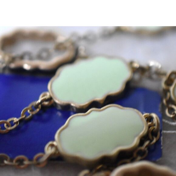 NWT Bella Jack Mint Green Enamel Inlay Gold Tone Single Layer 36" Boho Necklace - Picture 3 of 5